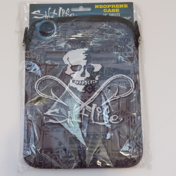NWT Salt Life Neoprene 10" Case for Tablets/iPads w/Skull & Hooks - Picture 2 of 7